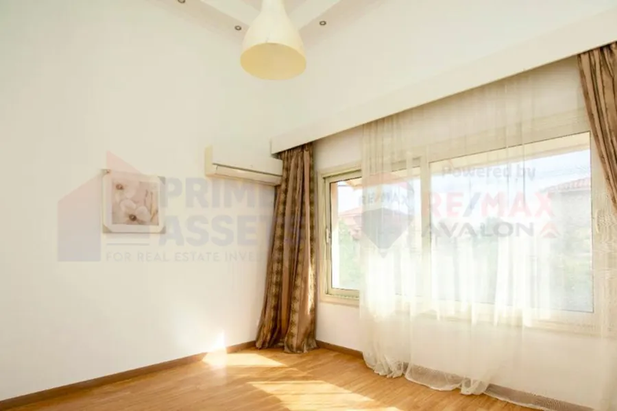 فيلا توين هاوس للبيع 450 م كينج مريوط (اليكس ويست - منطقة انطونيادس)