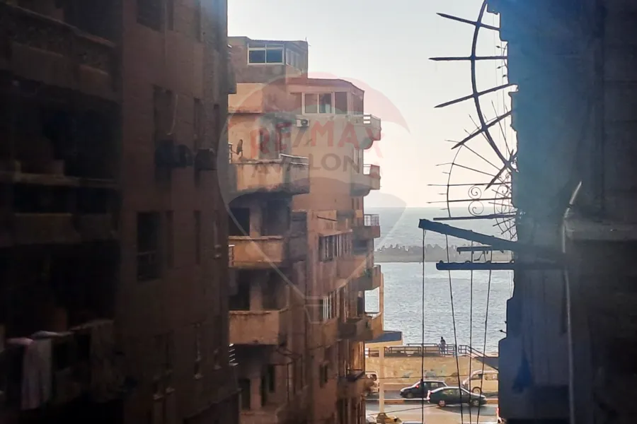 شقة للبيع 145 م سيدي بشر (متفرع من ش خالد بن الوليد)