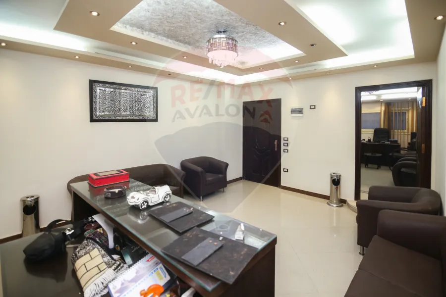 مقر اداري للبيع 85 م سبورتينج (ش الدلتا)