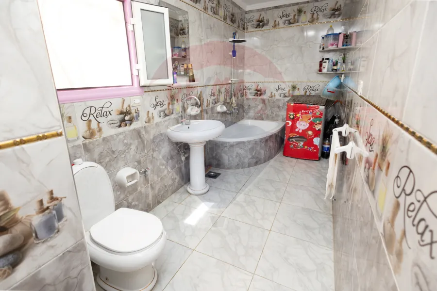 شقة للبيع 130 م المندرة (كومباوند المنتزة إليجانس)