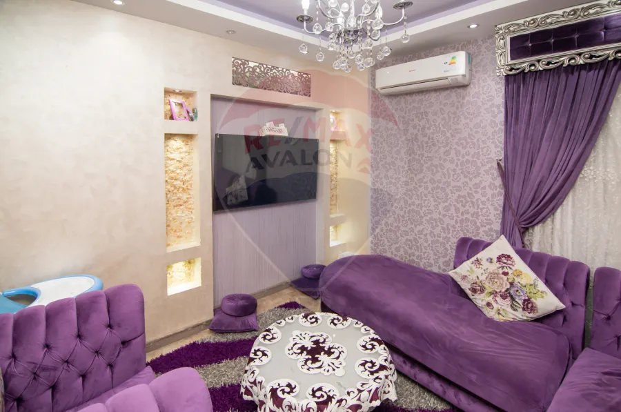 شقة للبيع 150 م سموحة (كومباوند بالقرب من جامعه فاروس وكوبري 14 مايو)