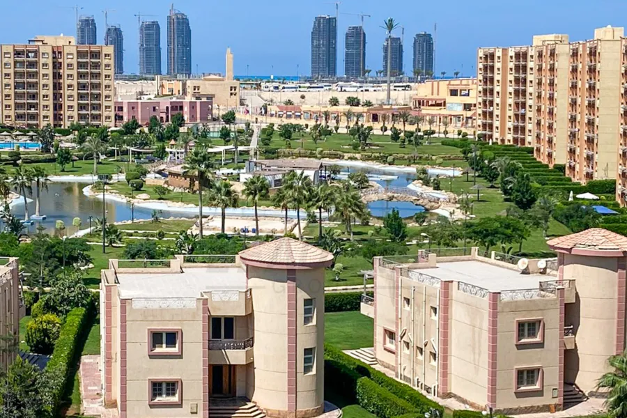 شاليه بروف للبيع (مارسيليا لاند) 135 م