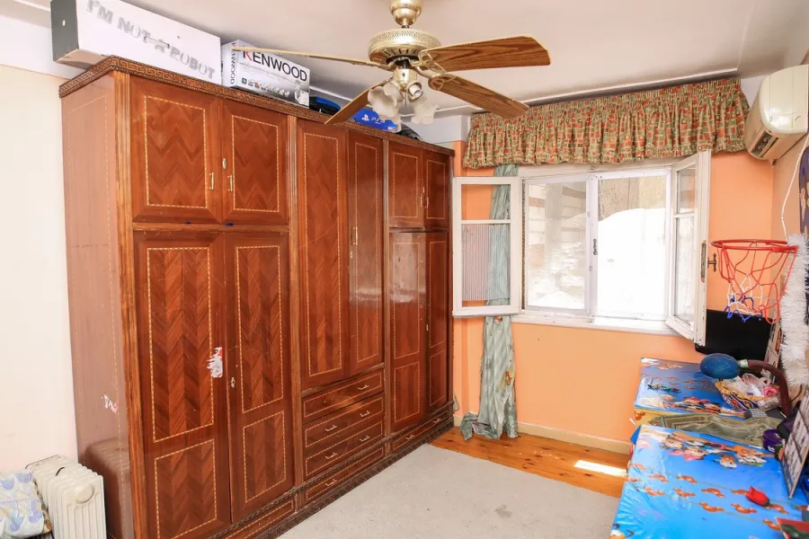 شقة للبيع 175م ثروت (ش عبد الحميد الديب)