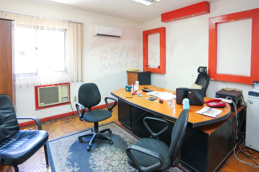 Administrative apartment for sale 140 m Mostafa Kamel (Abu Qir Street)