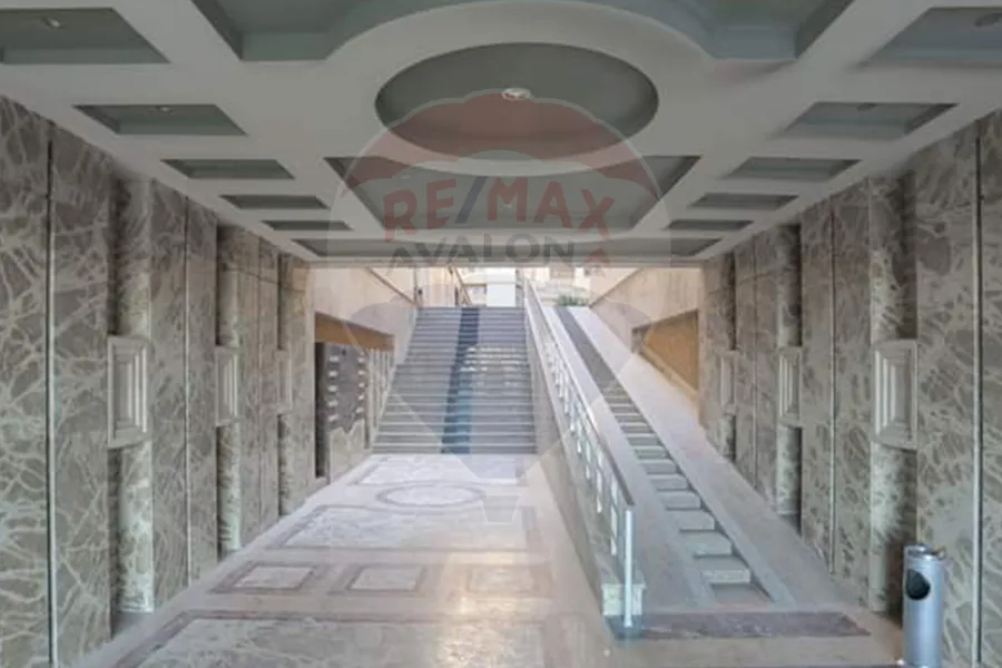 شقة للبيع 145 م سموحة الجديدة (كومباوند سموحة انترانس)