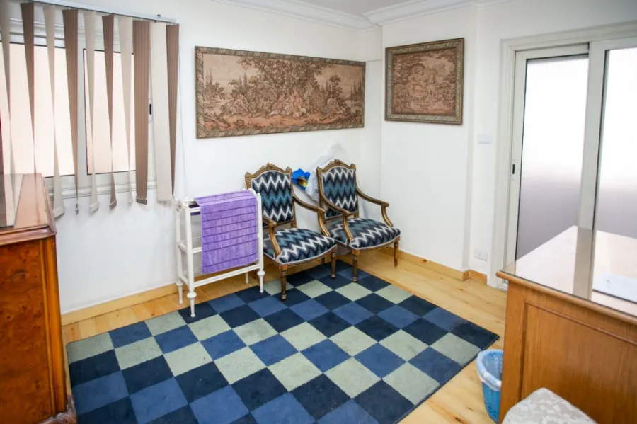 شقة للبيع 125م سموحة - ميدان فيكتور عمانويل