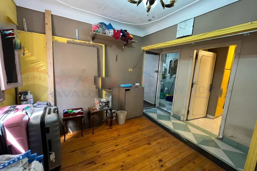 شقة للبيع 134 م سموحة ( تقسيم القضاة )