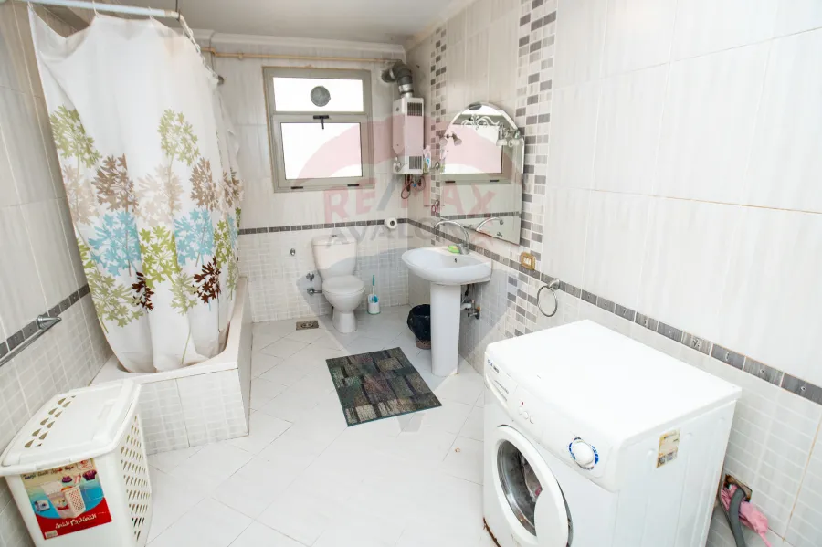 شقة للبيع 265 م رشدي (ش رشدي باشا)