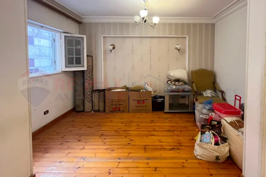 Apartment for sale 285 m Gianaclis (Mohamed Pasha Mohsen St.)