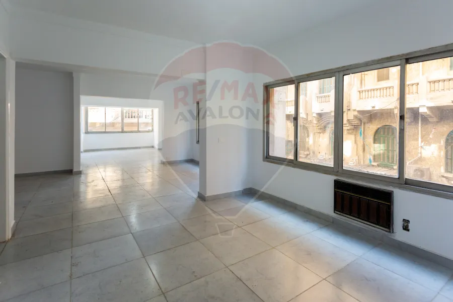 شقة إداري للبيع 95 م سيدي جابر (ش ابو قير)