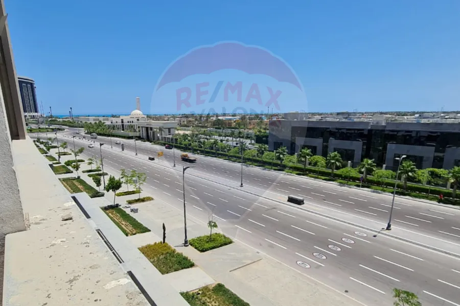 شقة للبيع (مزارين - العلمين الجديدة) 241 م