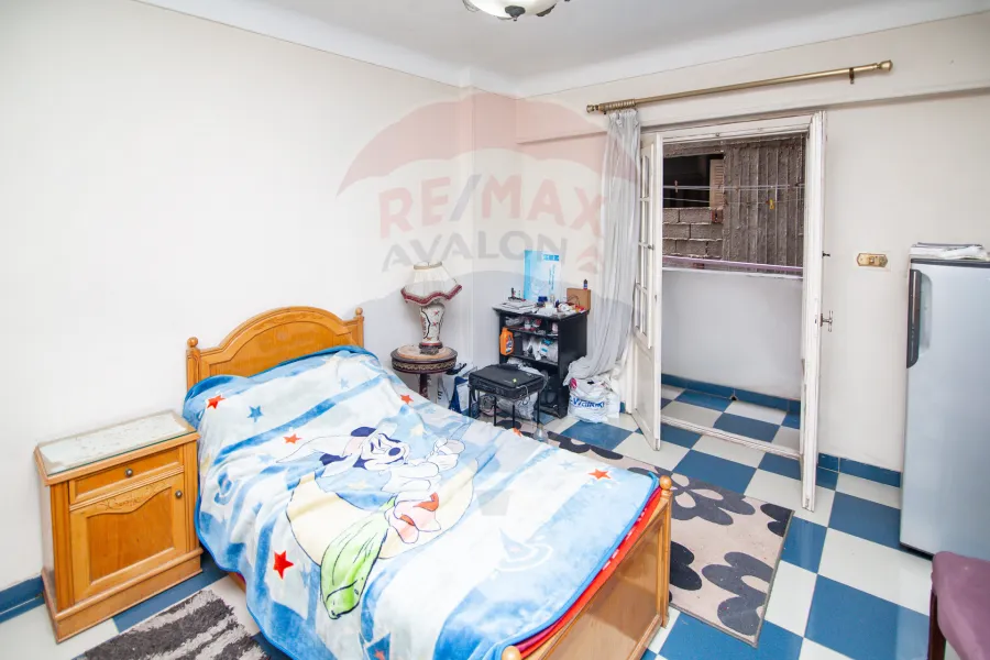 شقة للبيع 150 م جناكليس (خطوات من شارع أبو قير)