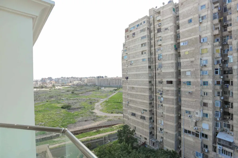 شقة للبيع 270م كفر عبده ش معروف الرصافي (كومباوند كفر عبده ريزيدينس)