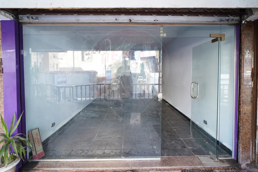 محل للبيع 27 م رشدي (ش المعسكر الروماني)