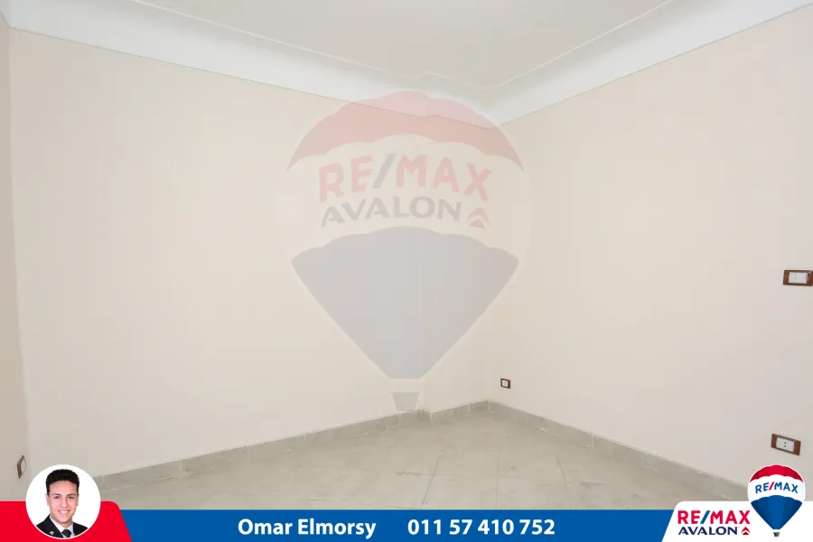 Apartment for sale 135 m Sporting (Steps from the sea)