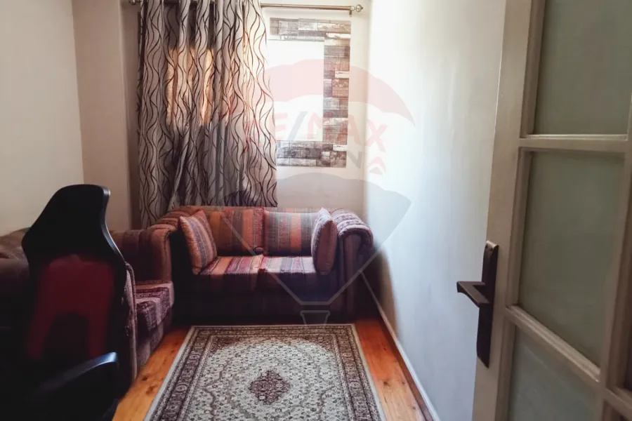 شقة للايجار المفروش 190 م سبورتنج (جانبي بور سعيد)