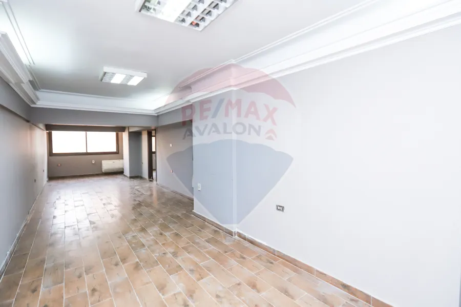 شقة للايجار 100 م رشدي (شارع ابو قير)