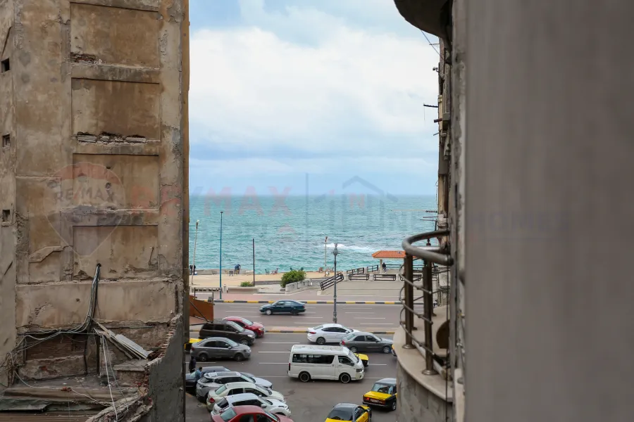 شقة للبيع 145 م كليوباترا ( ثالث نمرة من البحر )