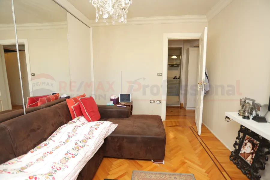 Apartment for sale 150 m Kafr Abdo (Steps from Saint Jenny Square)