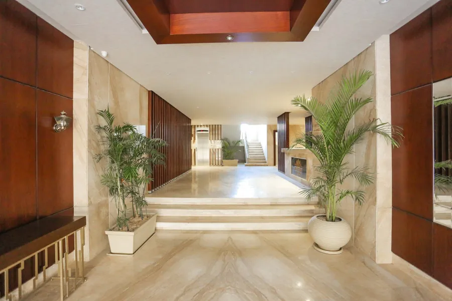 شقة للبيع 270م كفر عبده ش معروف الرصافي (كومباوند كفر عبده ريزيدينس)