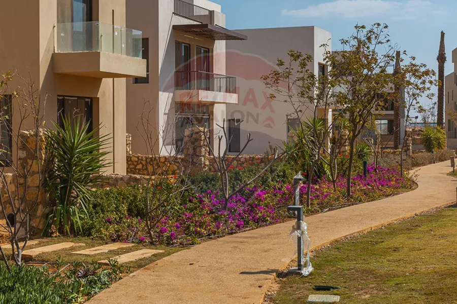 لوفت فندقي للبيع 108 م (Z West - الشيخ زايد)