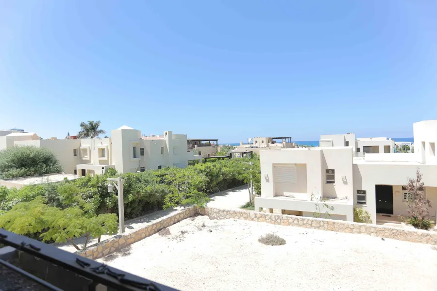 شاليه 3x1 هاسيندا وايت (الساحل الشمالي) - أول علوي وله كابينه خاصه عالبحر واللاجون