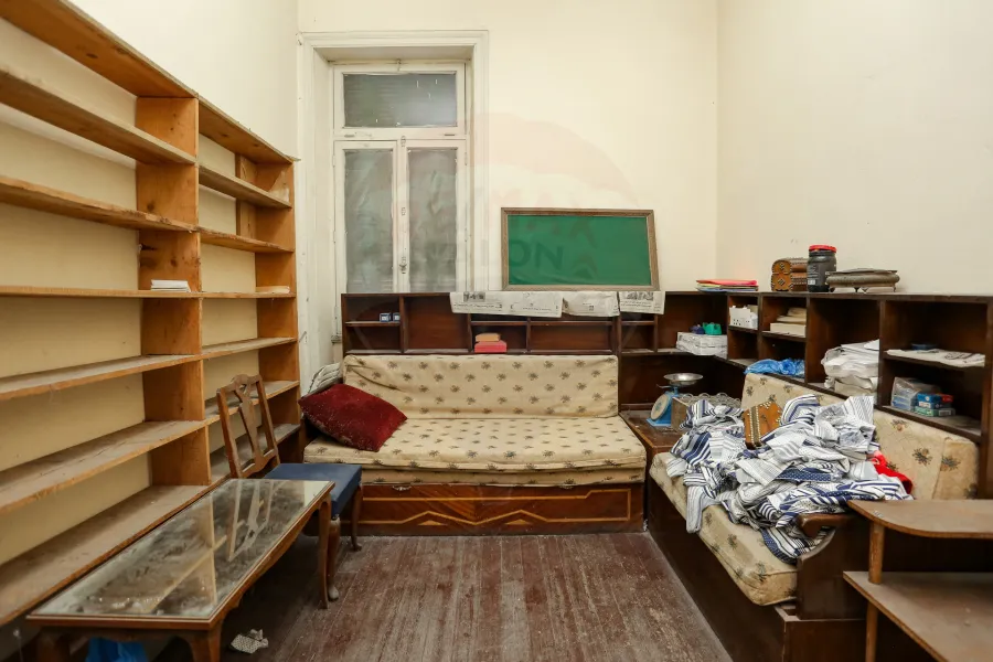 ميزان 400 م للبيع كامب شيزار (ش بور سعيد)