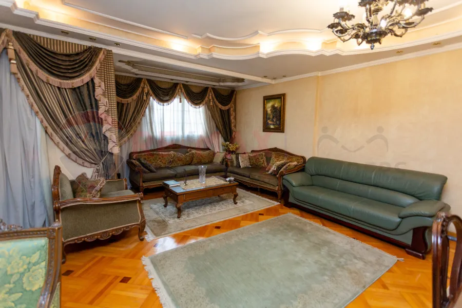 شقة للبيع 204 م سموحه (ش بهاء الدين الغتوري - عمارة براند)