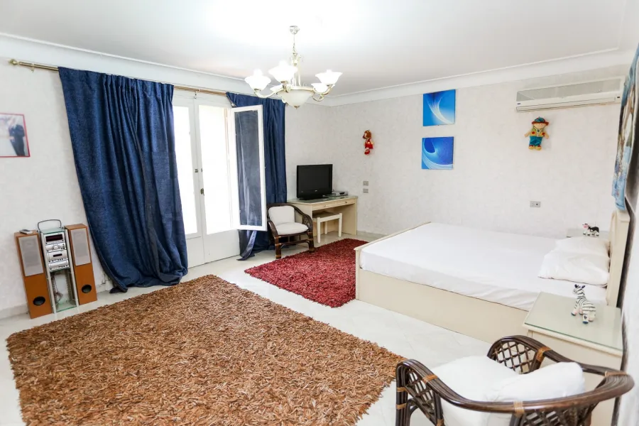 Villa for sale 700m King Marriott (Compound Bostan Mena)