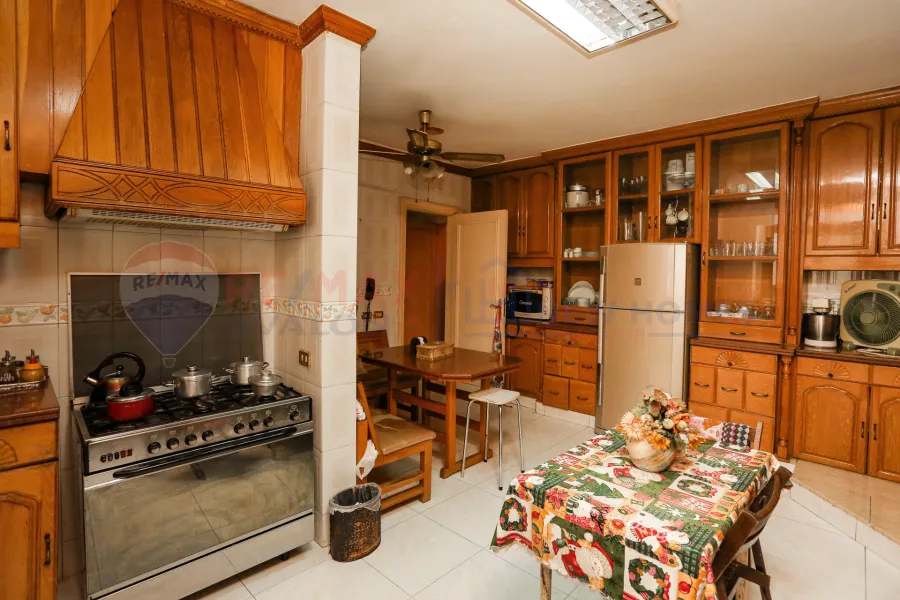 Duplex apartment for sale 400 m Roushdy (branched from Syria st.)