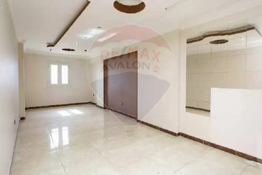 شقة للبيع 115 م سبورتنج (خطوات من الترام)