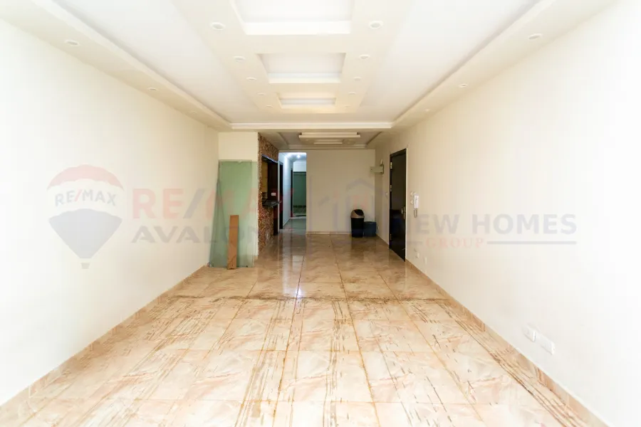 شقة للبيع 189 م سموحة (كومباوند الاتحادية)