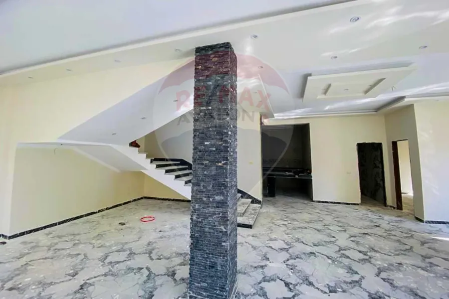 Registered villa for sale 500 m king Mariout (Al-King main st.)