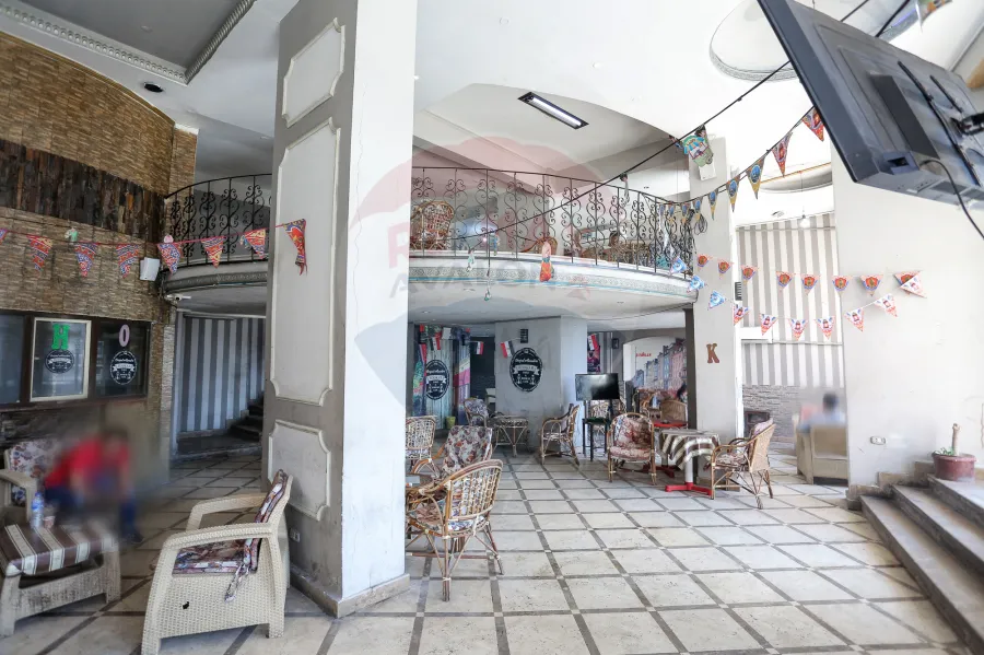 Shop for sale 300 m Sidi Beshr (Directly on taram station)