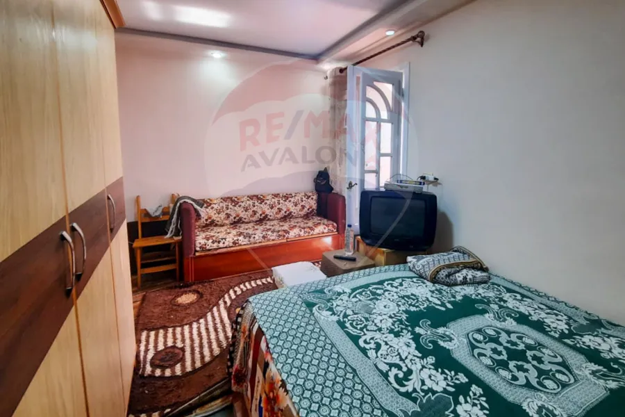 قة للبيع 90 م ميامي (خطوات من البحر)