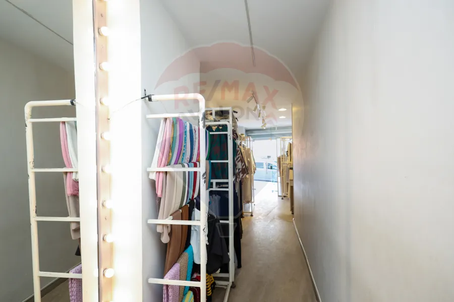 Commercial shop for rent 37 m Miami (Abdel Nasser St.- Golden Square)