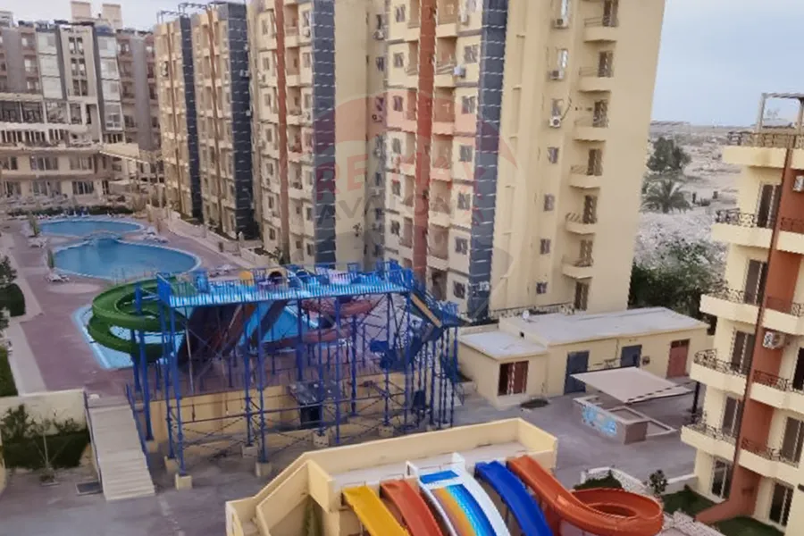 Chalet + Roof for Sale (Retal View) 105 m