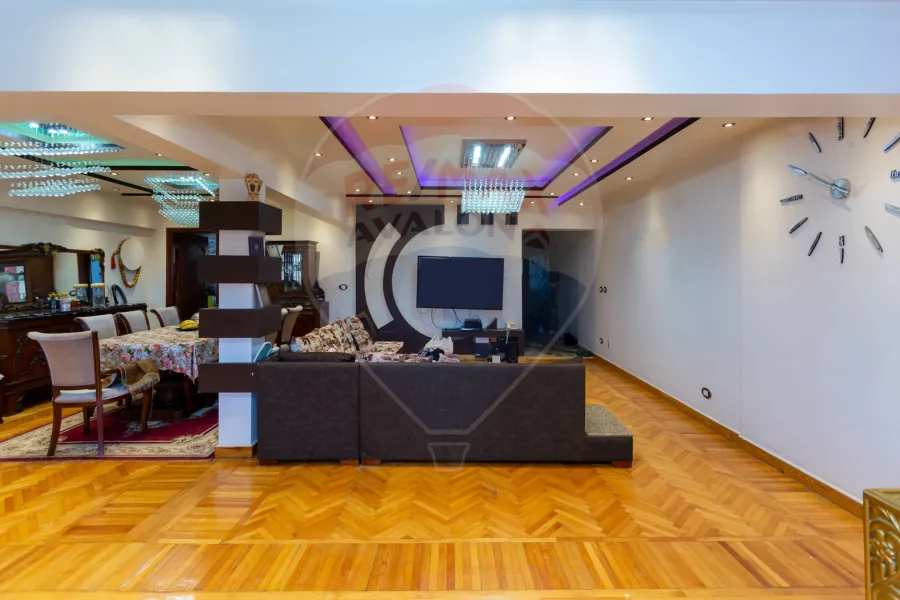 شقة للبيع 430 م  سموحه (خطوات من نادي سموحة)