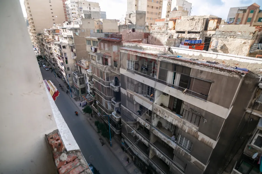 شقة للبيع 200 م سبورتينج (ش بور سعيد)