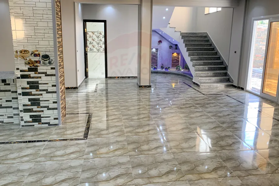 Villa For Sale 750 m King Marriout (Elrashedy St.)