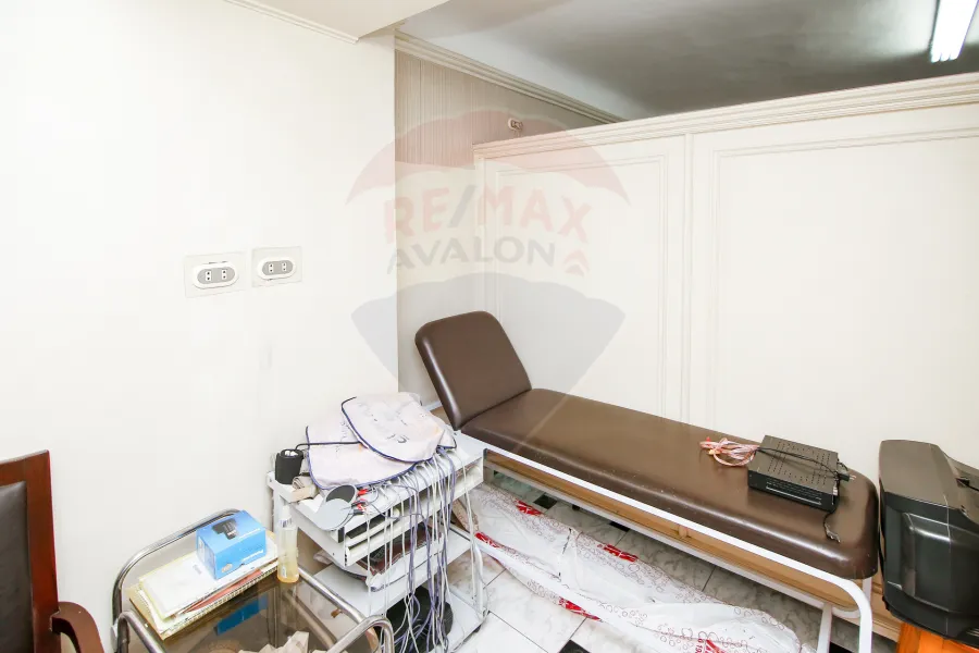 عيادة للإيجار 50 م الابراهيميه (متفرع من اللاجتيه )