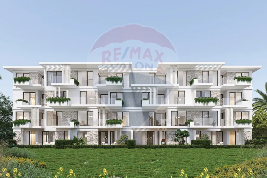 Chalet with a garden for sale (Solary - Ras El Hekma) 109 m