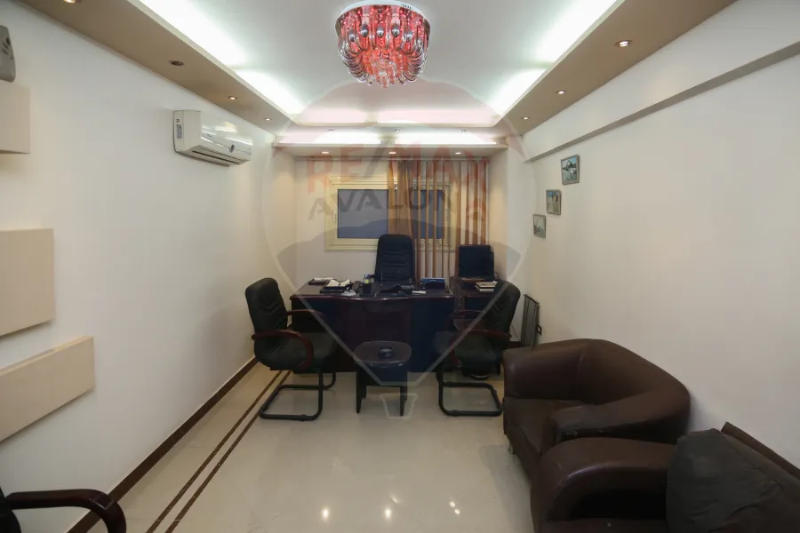 مقر اداري للبيع 85 م سبورتينج (ش الدلتا)