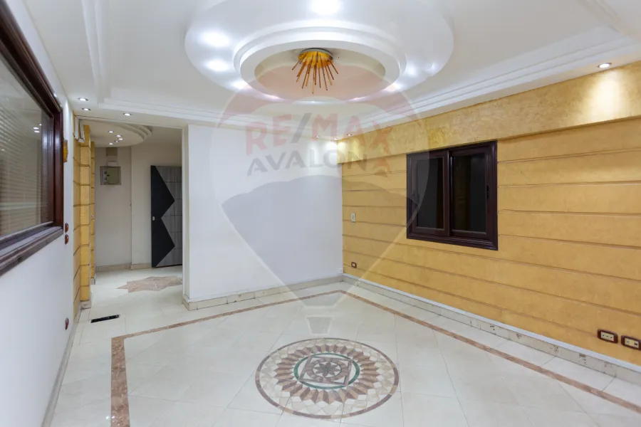 Administrative apartment for sale 111 m Smouha (Fawzy Moaz St.)