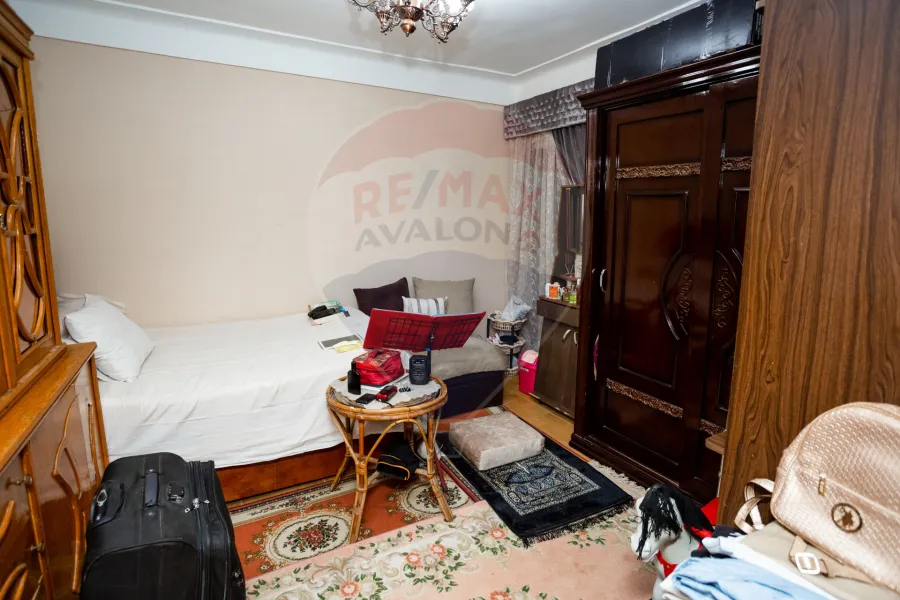 شقة للبيع 140 م سموحة (ش العريش)