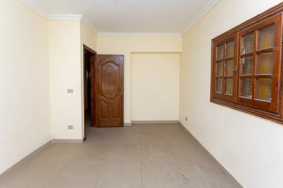 Apartment for sale 135 m Louran (2nd number of the sea)