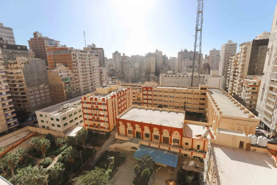 شقة للبيع 160م  ميامي (ش أبو العرب)،