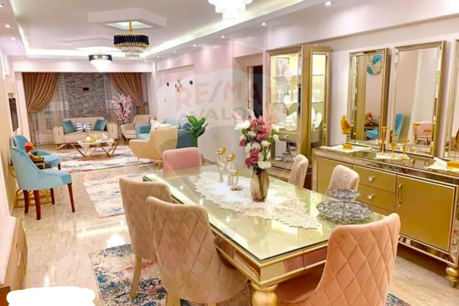 شقة للبيع 160 م وابور المياه (ش فيلا المخابرات)