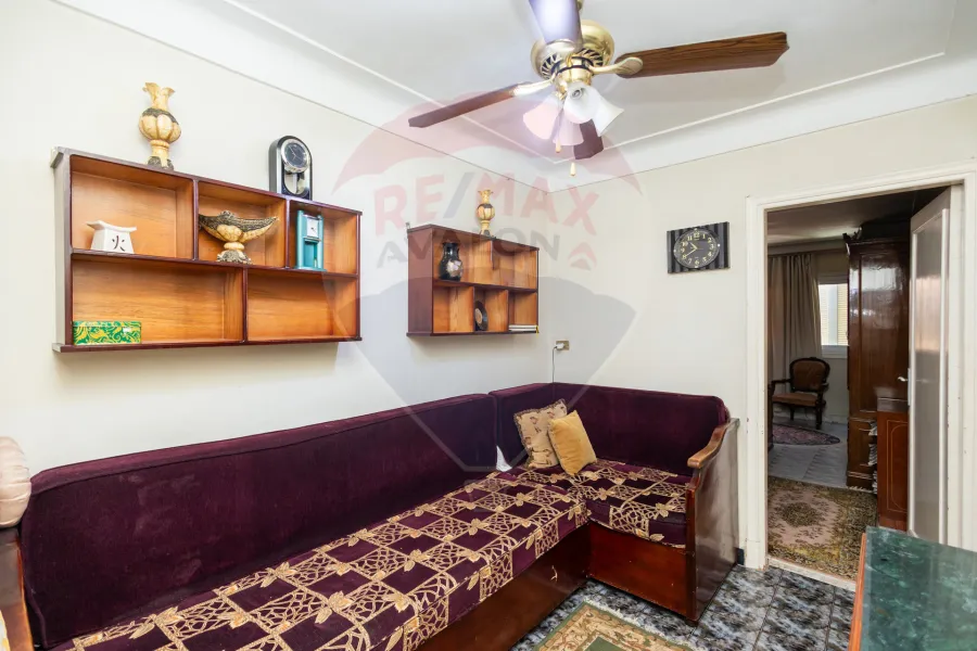 شقة للبيع 136 م المندرة (شارع سليمان الفارسي)