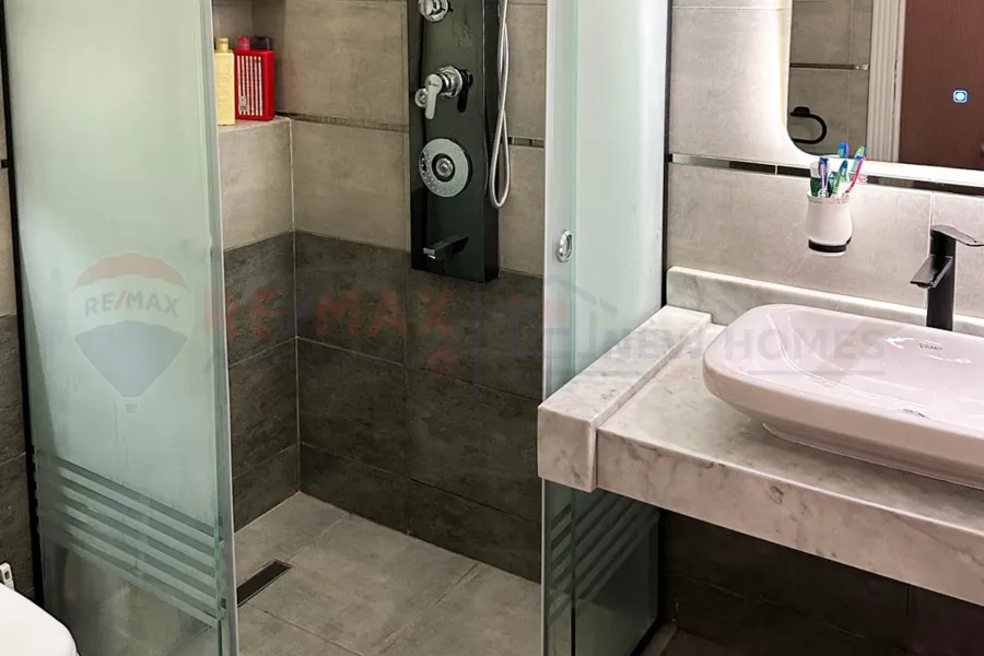 شقة للبيع 125 م سموحة (تقسيم القضاة)